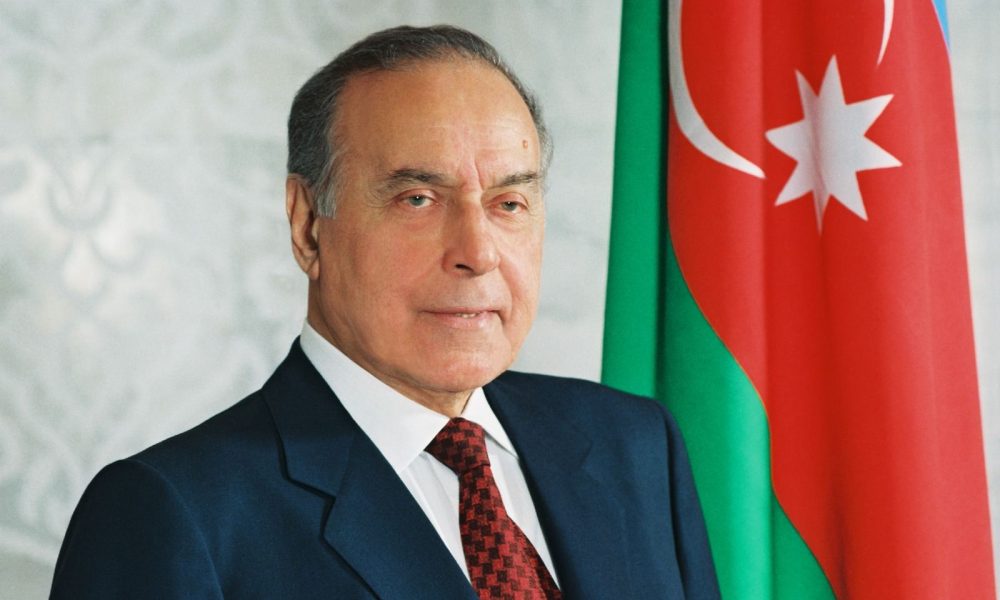 Kodėl statyti nacionalinę armiją Azerbaidžane buvo „sunki ir sudėtinga“