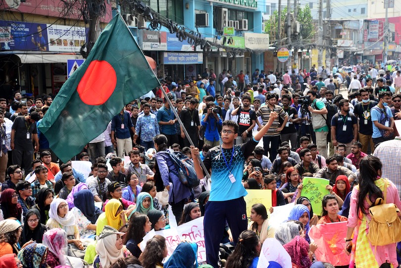 Kaip toli Bangladešas nuėjo praėjus vieneriems metams po „antrosios nepriklausomybės“?