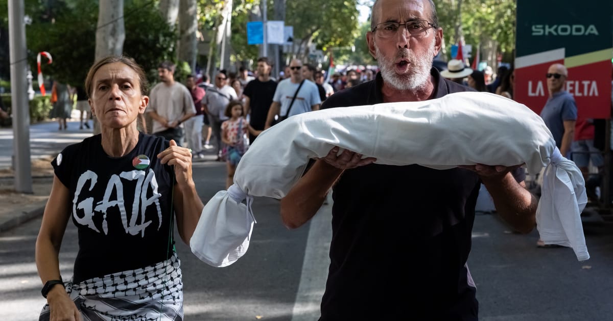 Izraelis kaltina Ispanijos ministrą pirmininko kurstymą prieš Izraelio protestus Madride-„Politico“