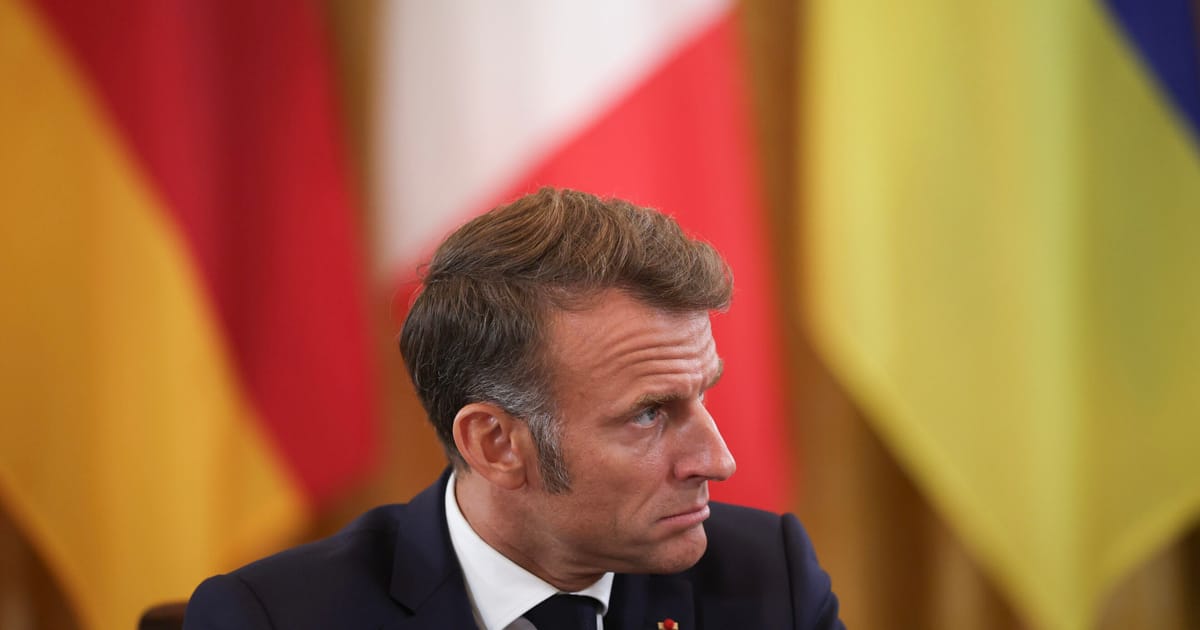 Vyriausybės nuosmukis išbando Macroną kaip niekad anksčiau – „Politico“