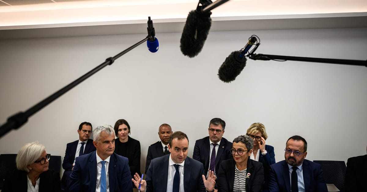 Piktas opozicija kelia grėsmę prancūzų minist