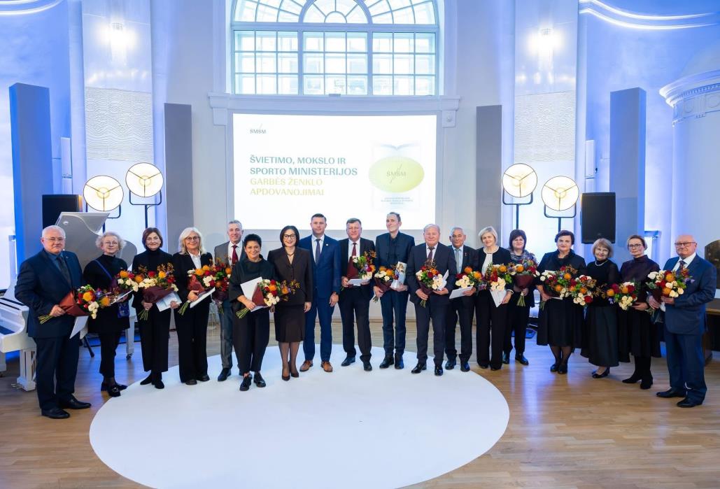 Valerijus Makūnas apdovanotas garbės ženklu už nuopelnus švietimui