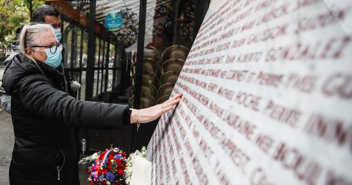 Prancūzija pagerbs aukas praėjus 10 metų po išpuolių „Bataclan“ koncertų salėje