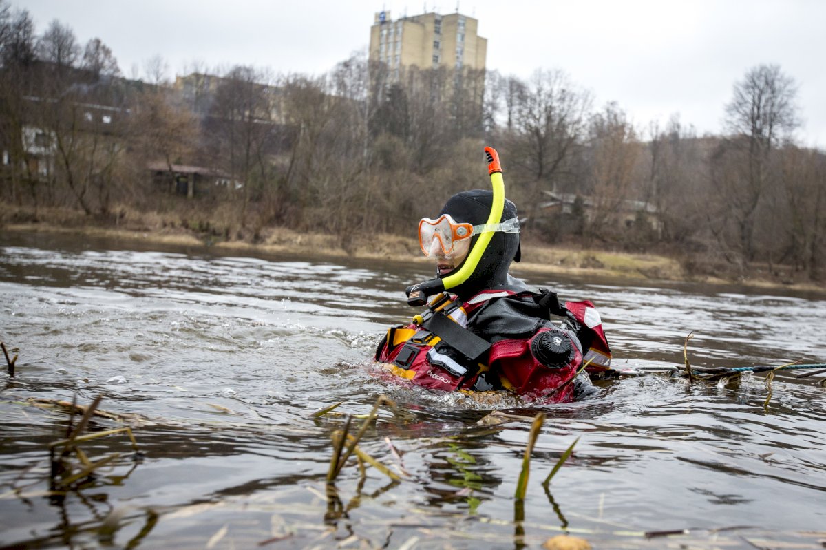 Savaitgalį ugniagesiai ne tik gesino gaisrus, bet ir traukė skenduolius
