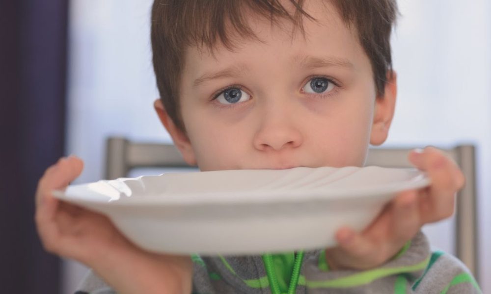 Skurdo panaikinimas yra „raktas“ į demokratiją, – sakė ES