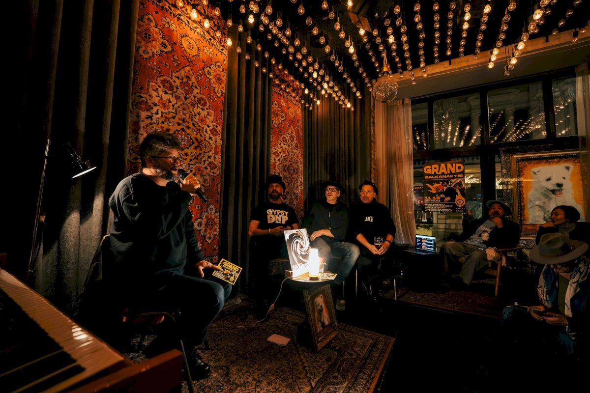 „Baltic Balkan“ surengė vakarėlį: pristatytas vinilas ir artėjanti „valstybinė šventė“