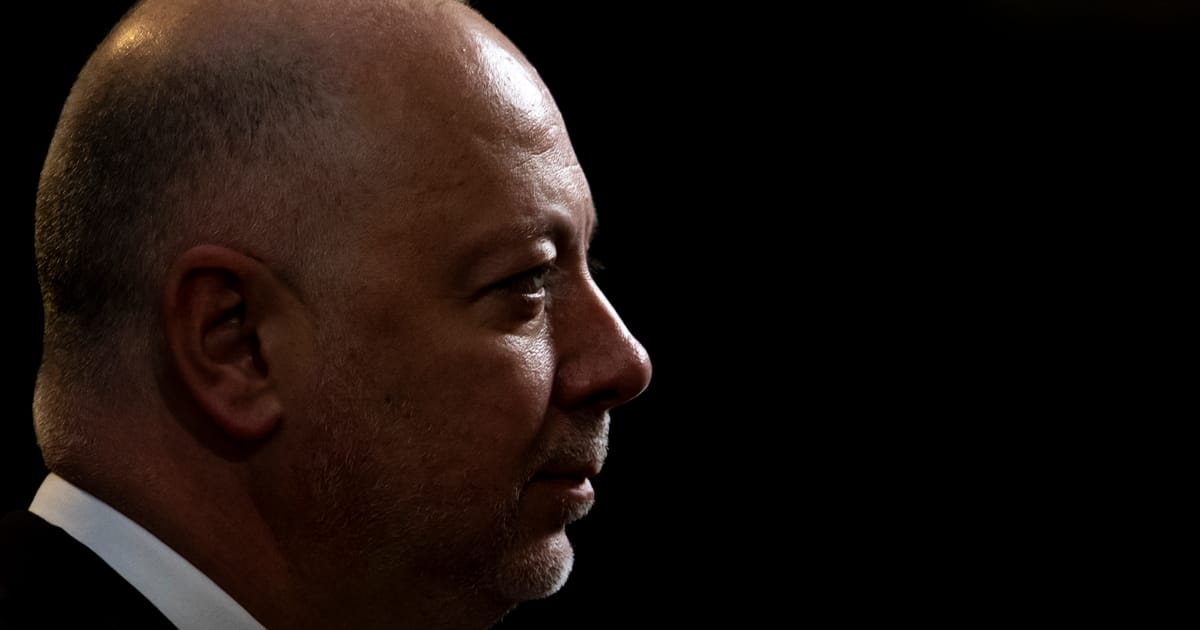 Bulgarijos vyriausybė žlugo po kelias savaites trukusių masinių protestų – POLITICO