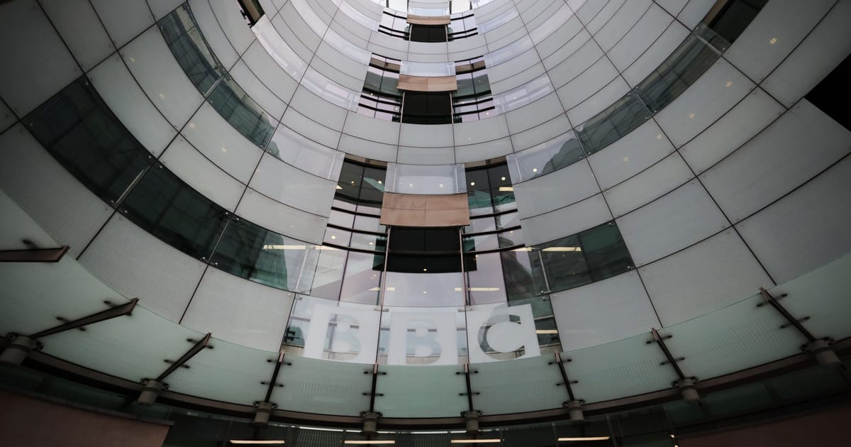 BBC nori, kad Donaldo Trumpo ieškinys dėl šmeižto būtų atmestas – POLITICO
