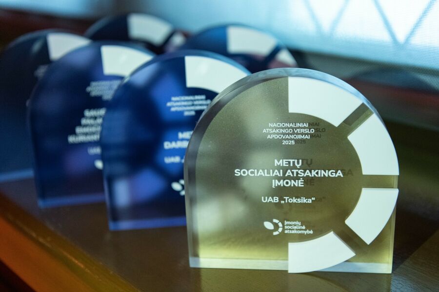 Įteikti Nacionaliniai atsakingo verslo apdovanojimai: apdovanota net 12 įmonių, o vienai – išskirtinis įvertinimas