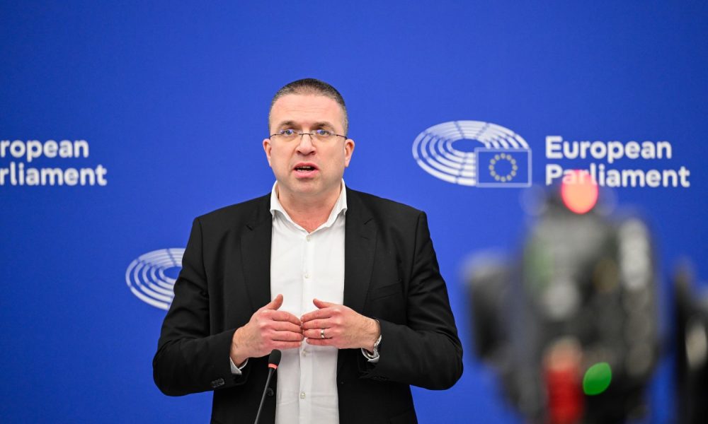 Parlamentas brėžia kovos linijas dėl Europos kritinių vaistų įstatymo