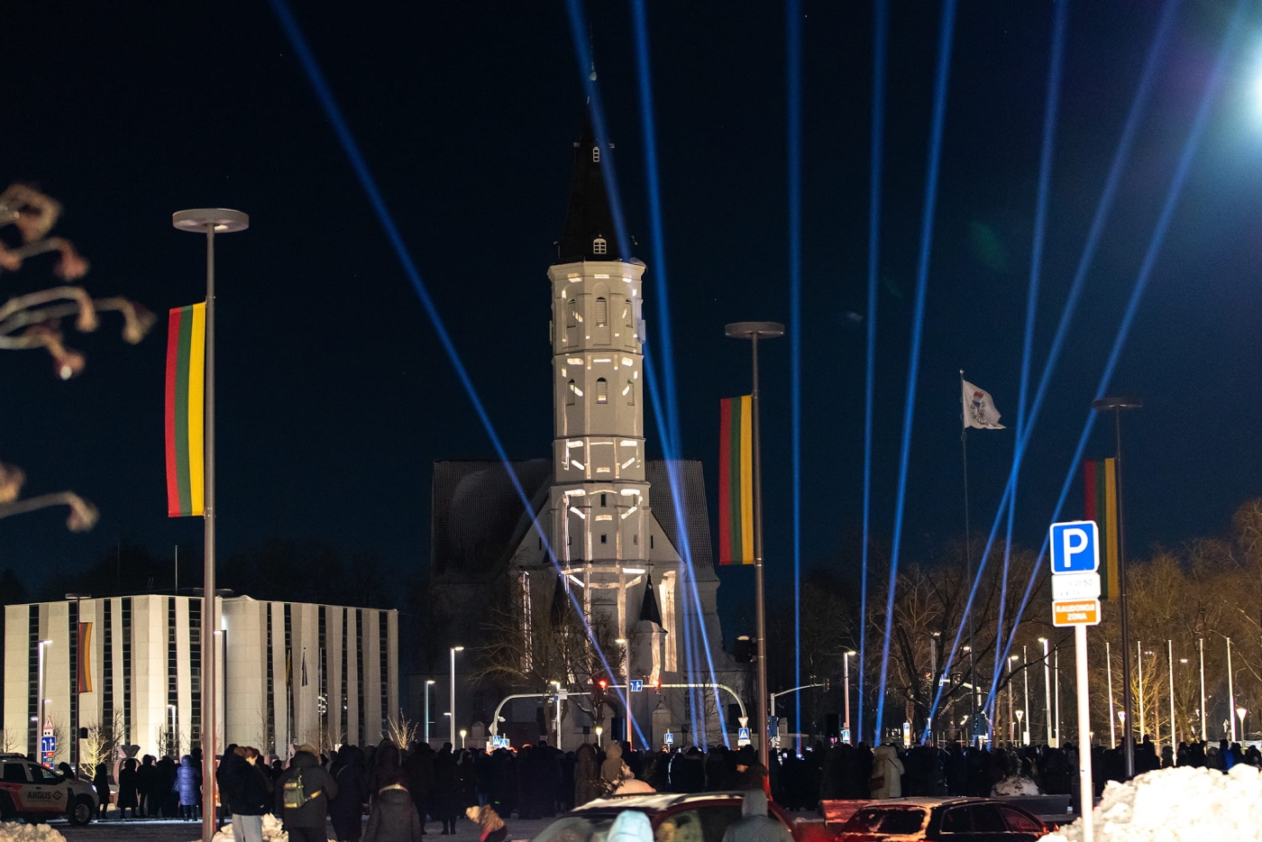 Šiauliai pradėjo 790-mečio kelionę – miestas nušvito