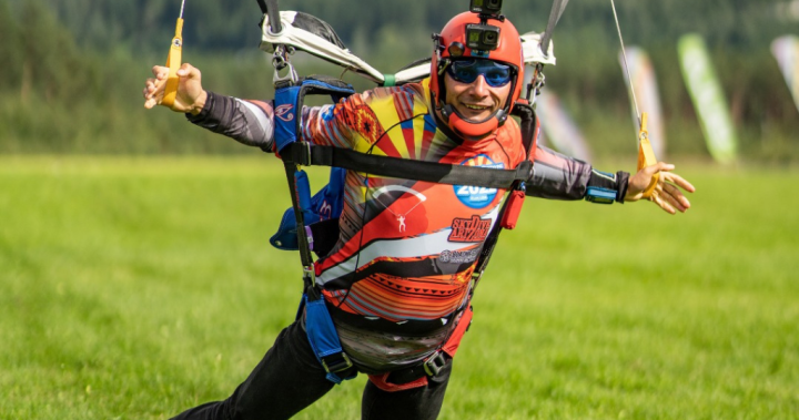 Pasaulio čempionas parašiutu nukrito iki mirties po to, kai sugedo parašiutas – „National“.