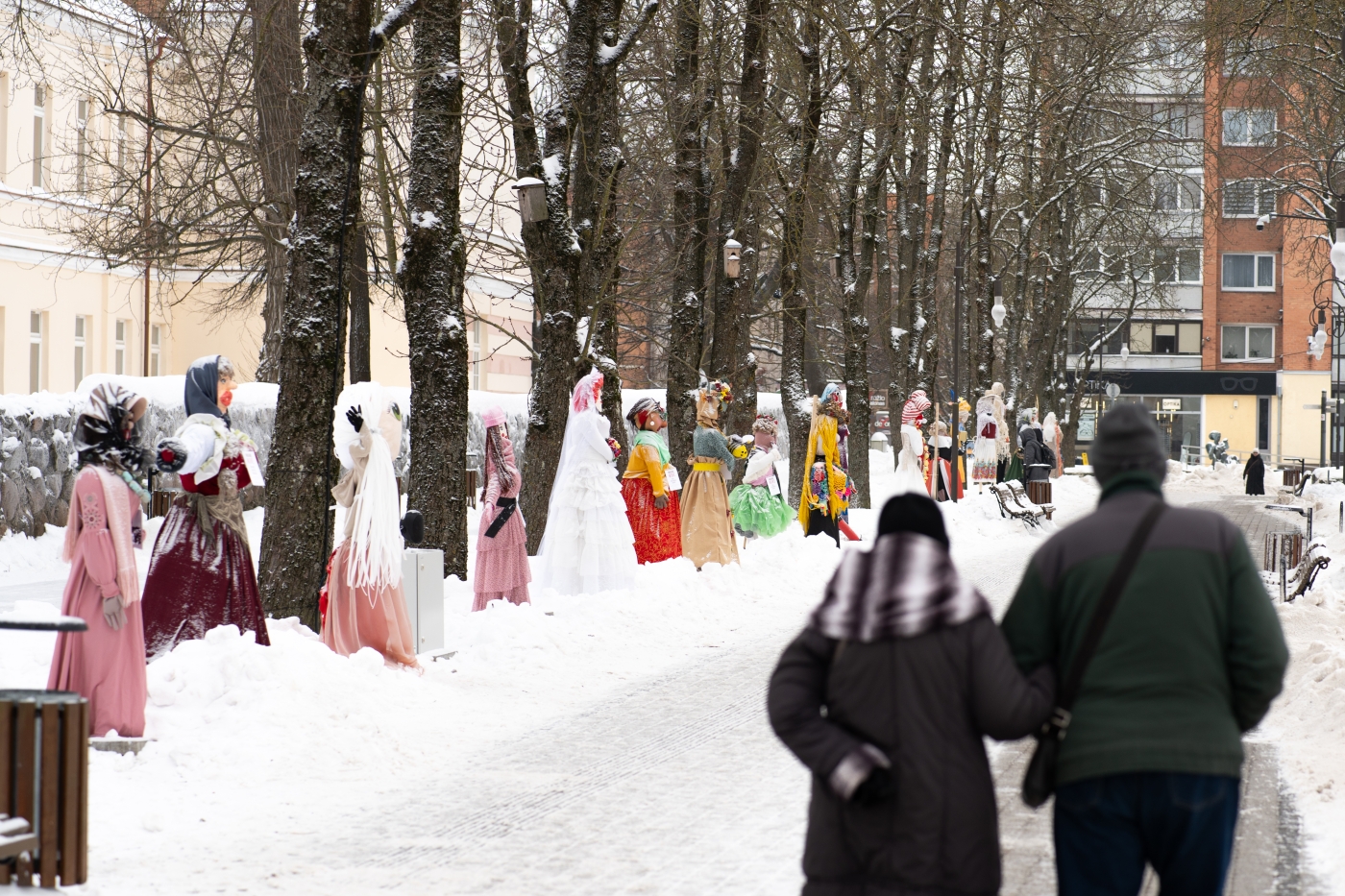 Šiauliai atsisveikina su žiema Baisiai gražių Morių išlydėtuvėse