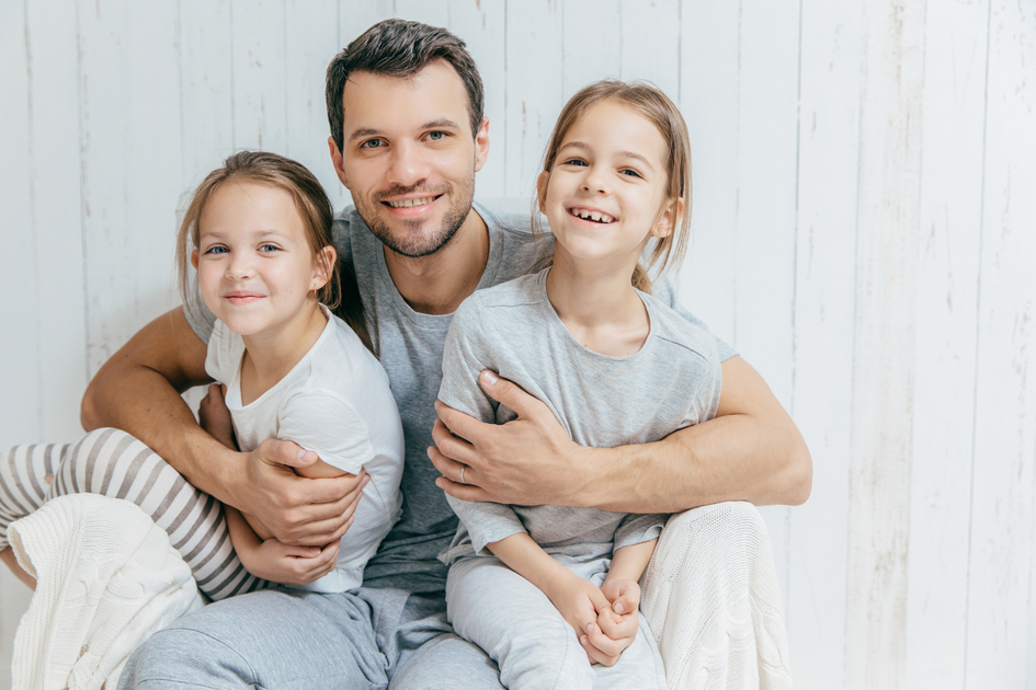 Abu tėvai lygūs prieš įstatymą, bet ne praktikoje – ekspertas aiškina to priežastis