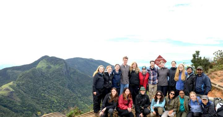 Karalienės universiteto studentai įstrigo Dohoje po Irano išpuolio uždarė oro erdvę