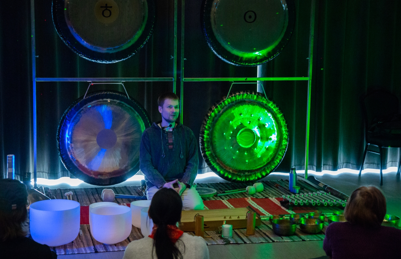 Šiaulių kultūros centre – patirtinių gongų sesija