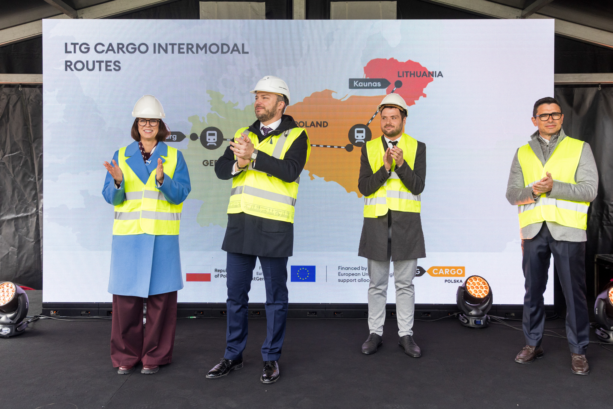 „LTG Cargo“ krovinius tarp Lietuvos ir Vokietijos veš naujais specialiais vagonais