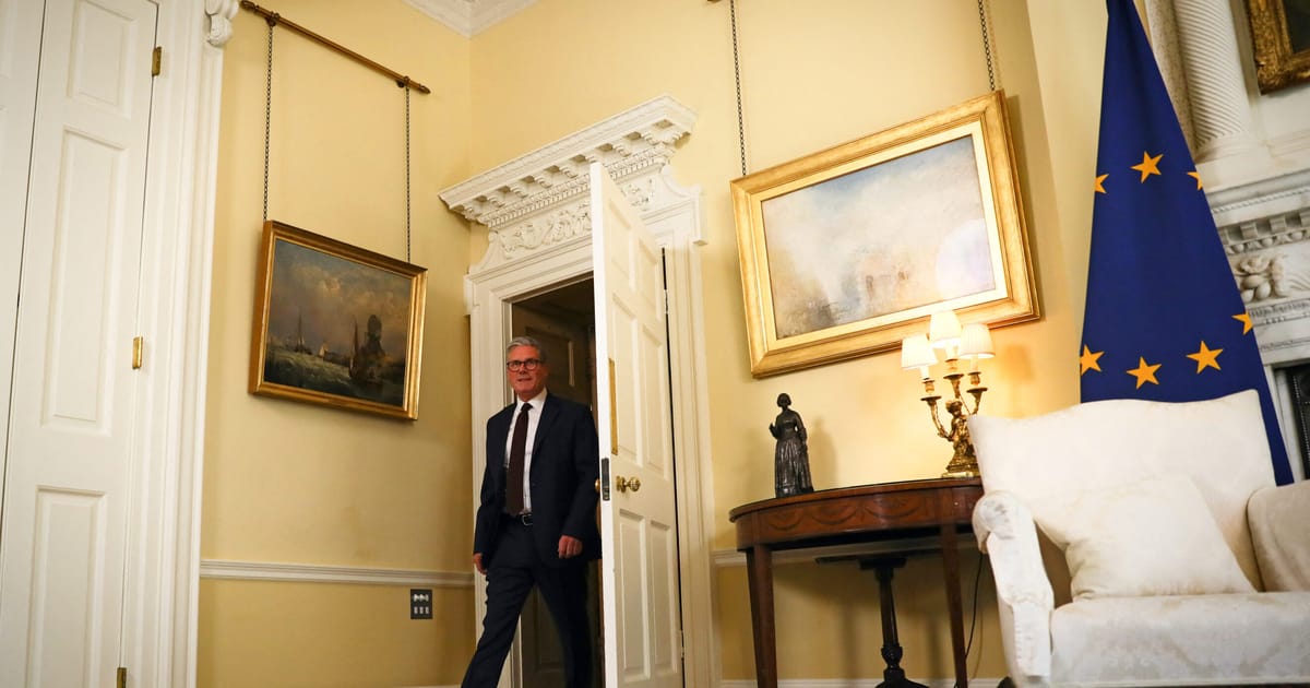 „Nepastovus“ pasaulis reikalauja, kad Britanija priartėtų prie ES, sako Starmeris – POLITICO