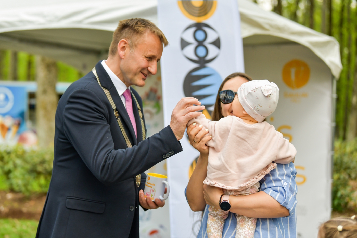 Šiauliuose surengta tradicinė šventė naujagimiams