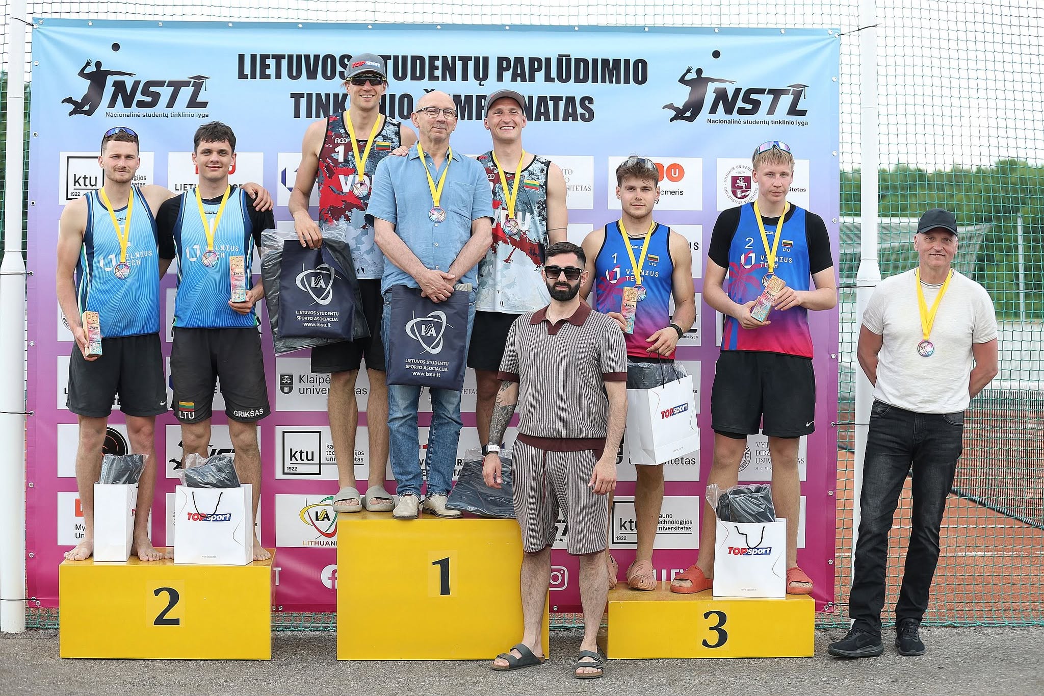 VILNIUS TECH studentai sėkmingai pasirodė NSTL paplūdimio tinklinio čempionate